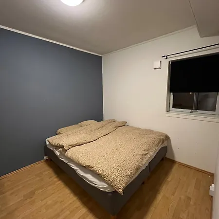 Cozy Terrace House With 3 Bedrooms And Parking