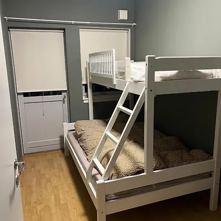 Apartment Cozy Terrace House With 3 Bedrooms And Parking *