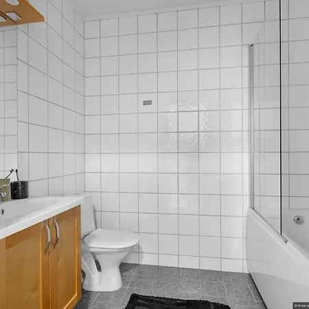 Apartment Cozy Terrace House With 3 Bedrooms And Parking *